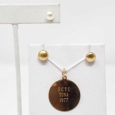 #541 â€¢ 14k Gold Earrings and Pendent, 4.2g
