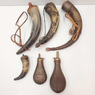 #2210 â€¢ 4 Gun Powder Horn with Leather Strap and 2 Copper Brass Power Flask
