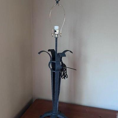 2 lamps