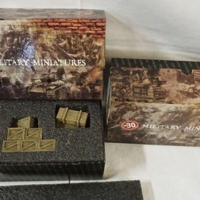 1267	FIGARTI MINIATURES WWII METAL SOLDIERS 2 BOXED SETS ETG-039, ETG-039
