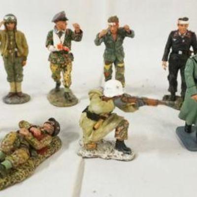 1315	KING & COUNTRY WWII METAL SOLDIERS LOT OF 14
