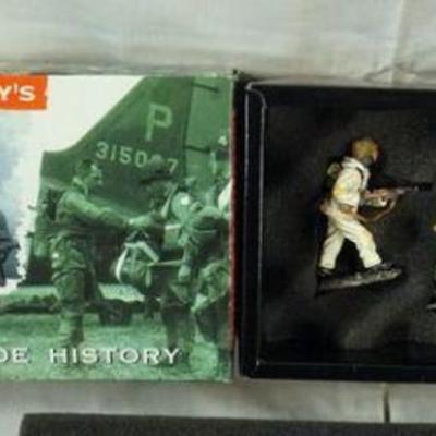 1080	KING & COUNTRY WWII METAL TOY SOLDIERS BOXED 
