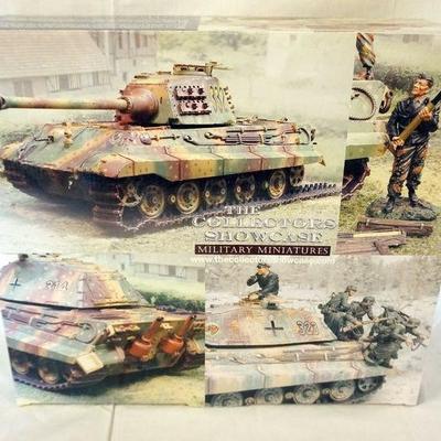 1130	COLLECTORS SHOWCASE WWII MINIATURE KING TIGER PORSHE WINTER
