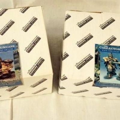 1092	COLLECTORS SHOWCASE WWII MINIATURE SOLDIERS BOXED LOT OF 2

