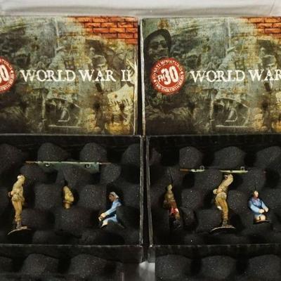 1263	FIGARTI MINIATURES WWII METAL SOLDIERS 2 BOXED SETS RMA006, RMA006
