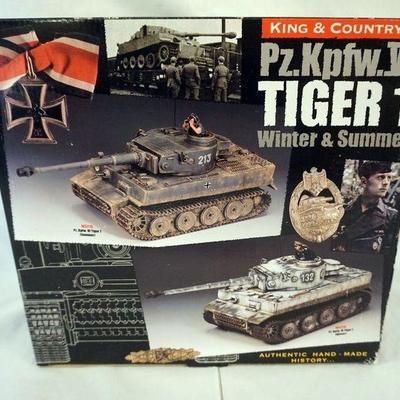 1043	KING & COUNTRY WINTER TIGER I WS 220
