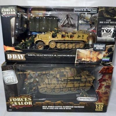 1082	FORCES OF VALOR WWII 1-32 DIECAST METAL LOT OF 2
