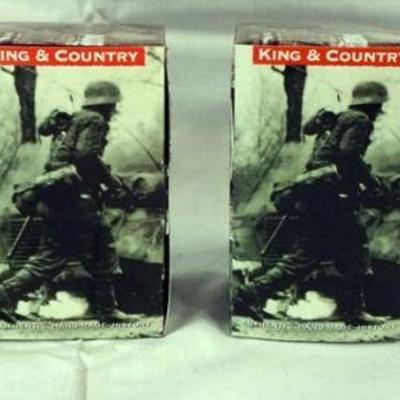 1052	KING & COUNTRY WWII METAL SOLDIERS GROUP OF 4 IN BOXES
