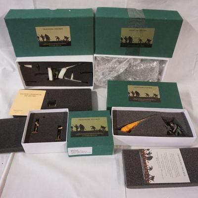 1260	FRONTLINE FIGURES DICAST WWII SOLDIERS & VEHICLES LOT OF 4 BOXED
