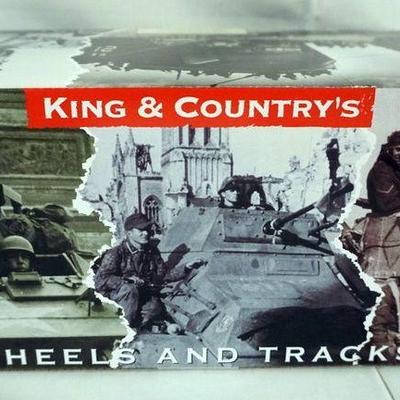 1036	KING & COUNTRY FIGHTING VEHICLES THE WINTER JEEP BBA084
