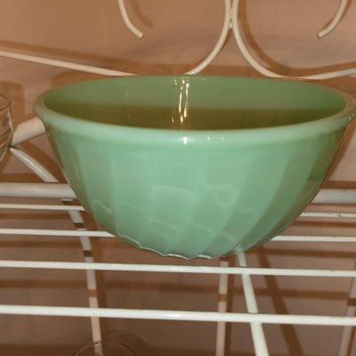 Jadeite bowl