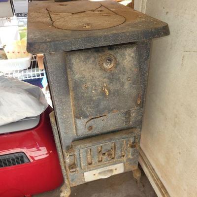 Cast iron stove