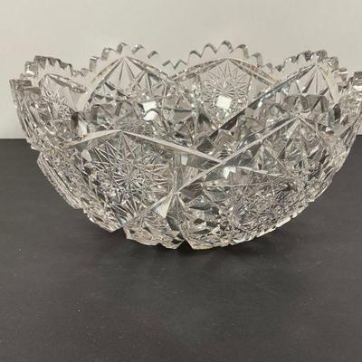impressive cut glass bowl