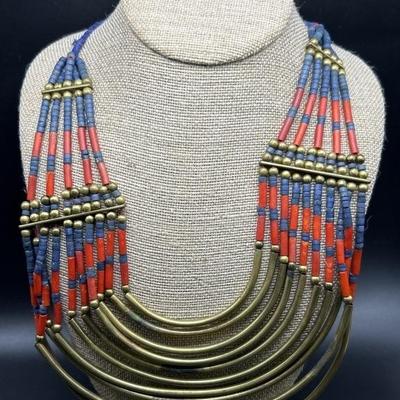 Vintage / Mid Century Costume Jewelry Necklace