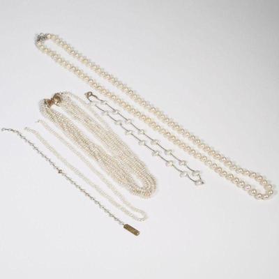(4pc) PEARL & GOLD JEWELRY | Including a pearl necklace with 7.5mm pearls and a 14k white gold and diamond clasp (30 in.); a five-strand...