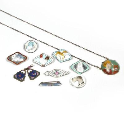 (11pc) MISC. ENAMEL JEWLEY | Including four diamond-shape enamel sterling animal pins, plus a butterfly pin, a rose pin, a bar-form...