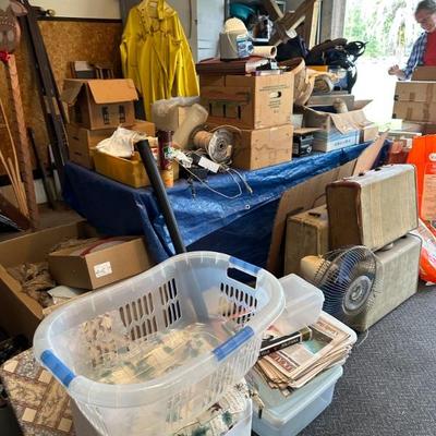 Estate sale photo