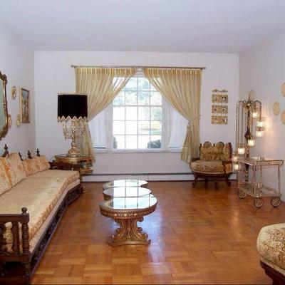 Antique Italian Formal Living Room Set
