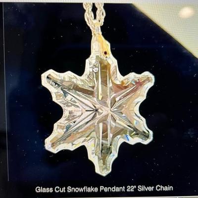 Glass Snowflake Necklace