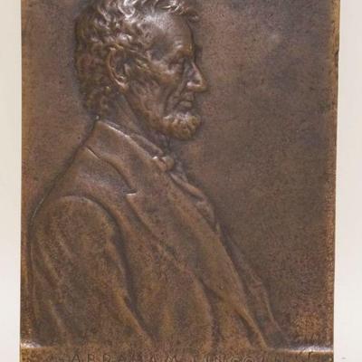 1061	ABRAHAM LINCOLN PLAQUE VICTOR DAVID BRENNER, APPROXIMATELY 7 IN X 9 IN
