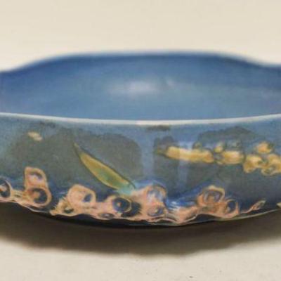 1236	ROSEVILLE POTTERY FOXGLOVE BOWL, SOME STAINING, APPROXIMATELY 12 IN X 4 IN OVERALL
