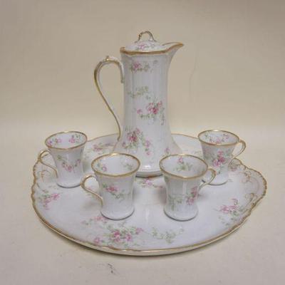 1120	LIMOGES CHOCOLATE SET W/ 16 IN TRAY & 4 CUPS
