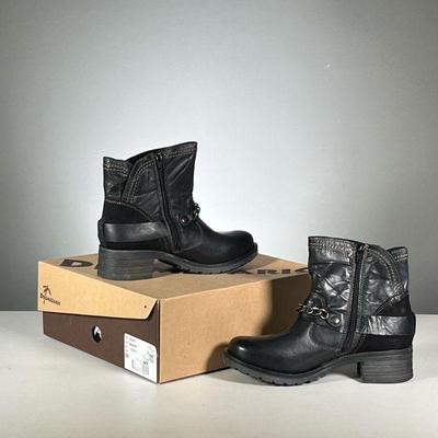 [NEW] DROMEDARIS BOOTS | "Koko" black ankle heel boots, women's size 39.
