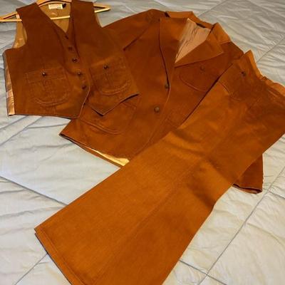 Bell bottoms? Oh yes, we got ‘em