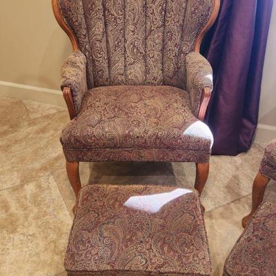 2 Matching Accent Chairs w/ Paisley Pattern & Matching Ottoman - great condition, kept in workout area, used sparingly, 30"W x...