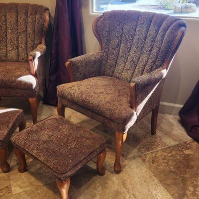 2 Matching Accent Chairs w/ Paisley Pattern & Matching Ottoman - great condition, kept in workout area, used sparingly, 30"W x...