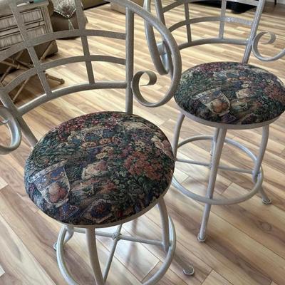 Kitchen stools
