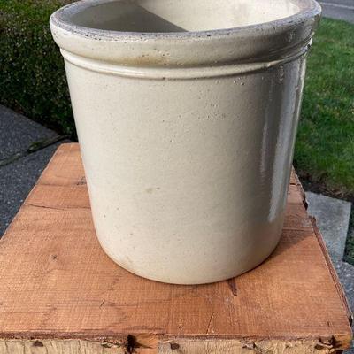 Old 1 gallon Crock