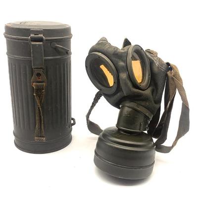 German WWII FE 41 gas mask, very good condition