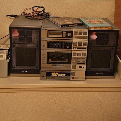 Cassette tape player w/ speakers