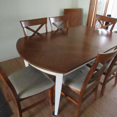 kitchen table & chairs 