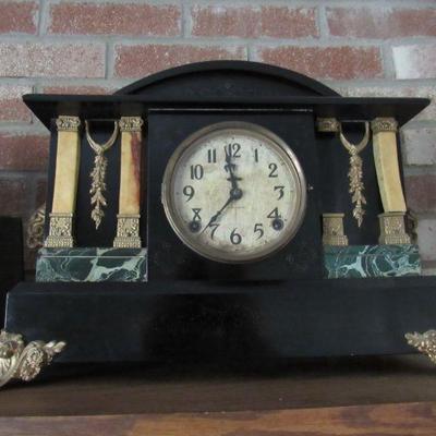 Antique mantle clock 
