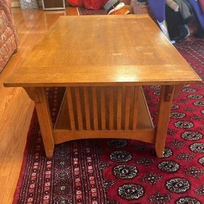 Coffee table (50x30x19â€)