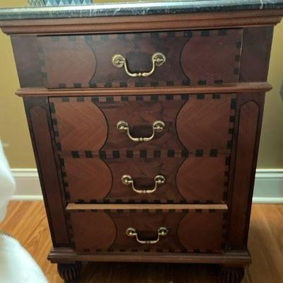 Marble topped side table (28x19x14â€)