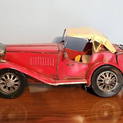 Tin Automobile
