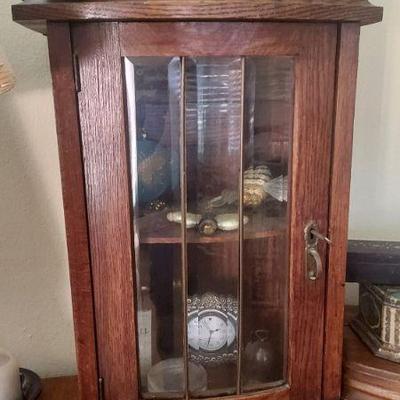 Beveled Victorian small cabinet