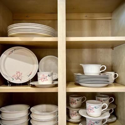 Lenox Chinastone dish set