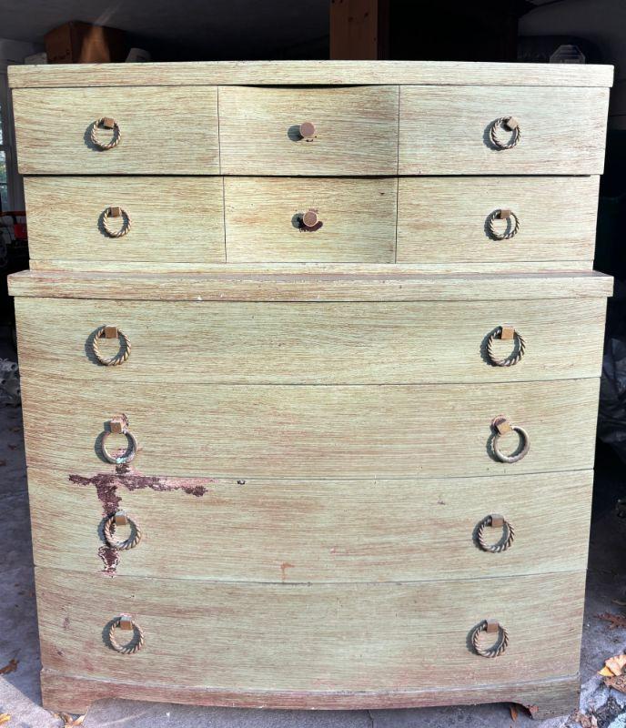 Darien, CT A Holiday Downsizing Auction