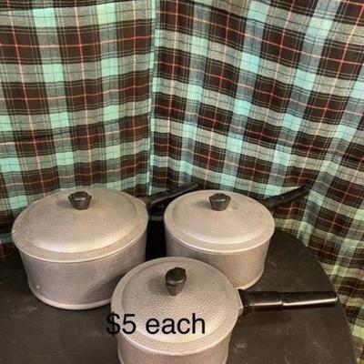 Quality heavy metal cooking pots