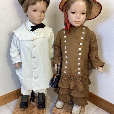 BIHY502 Greneker Toddler Boy And Girl Mannaquins	Greneker Division of Wolf and Vine. Toddler mannaquins with adjustable shoulders and...