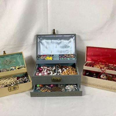 BIHY806 Vintage Jewelry Boxes, Costume Jewelry	Three vintage jewelry boxes full of costume jewelry. One box is full of Christmas jewelry,...