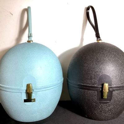 BIHY925 2 Vintage La Rond Hard Plastic Hat/Wig Box	Two very cool vintage La Ronde egg, dome shape hat, tote carry onâ€™s. Rare egg shell...