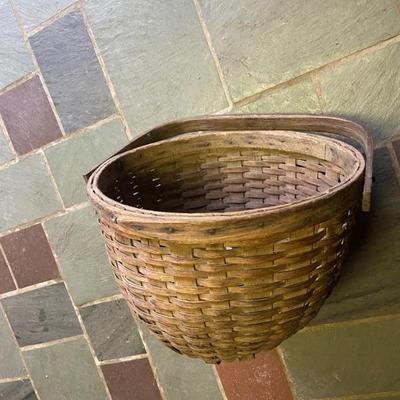Splint basket with handle