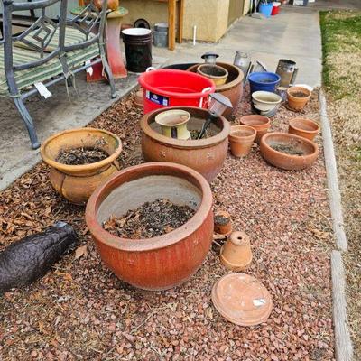 Big pots are sold