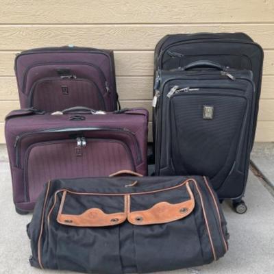 Assorted luggage 