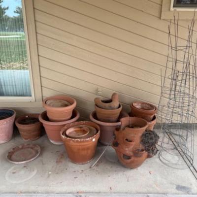 Terra Cotta Pots and tomato cages 